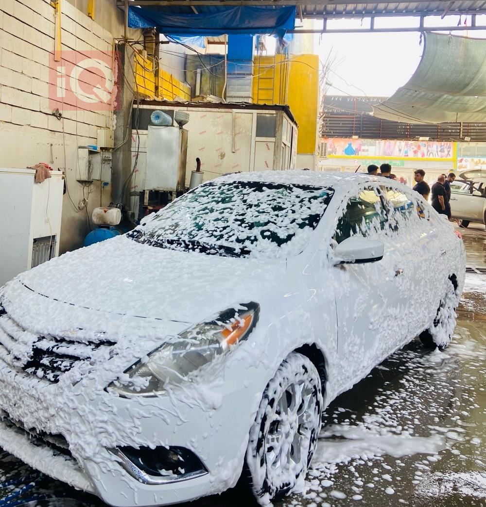 نيسان فيرسا